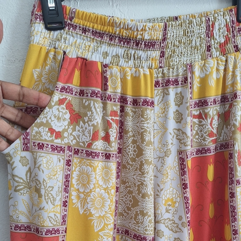 And The Why Smocking Waist Side Wide Leg Slit Printed Women's Pants Size S - Picture 8 of 11